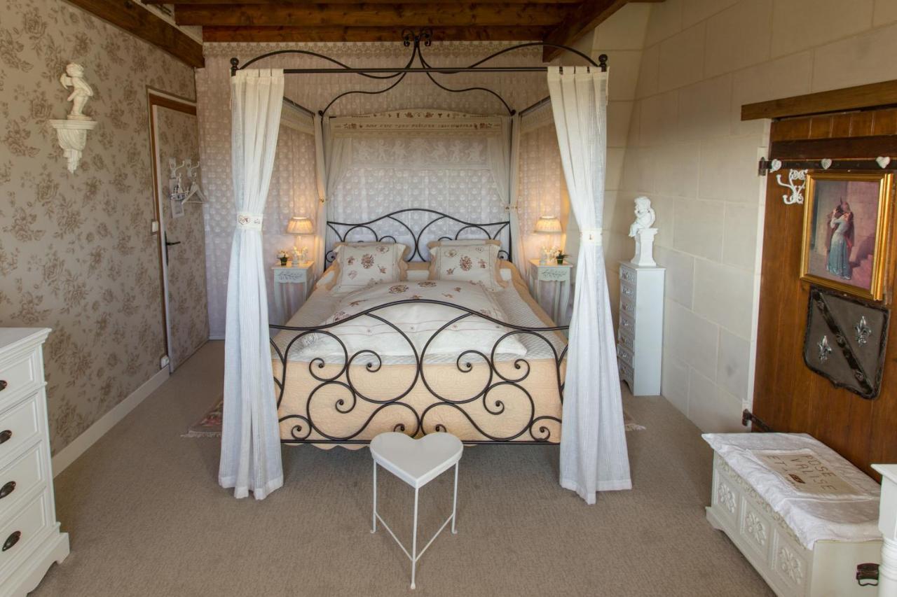 Les Charmes Bed & Breakfast Valencay Exterior photo